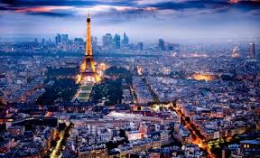 Francia considera medidas para impulsar el mercado inmobiliario